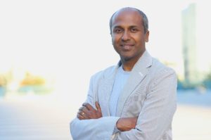 Sree_Sreenivasan_in_New_York,_July_2016._Photo_by_Lia_Chang